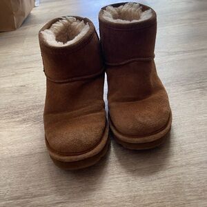 BearPaw Tan Shearling Boots